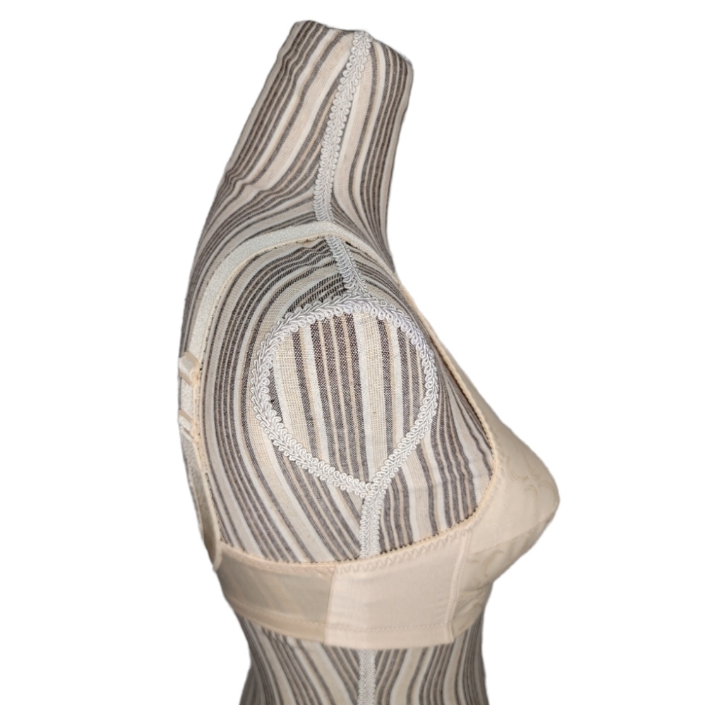 Amoena Bella 2114 Wire-Free Mastectomy Bra - Picture 2 of 9